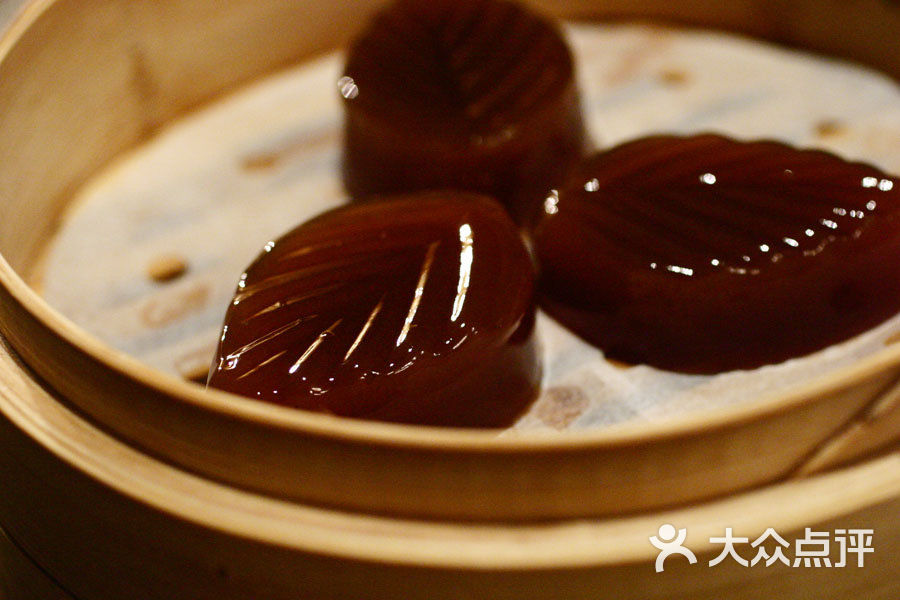 15,养颜枣皇糕:通体色泽诱人如一上等美玉,算是同类型作品中卖相较为