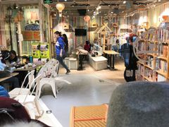 大堂-小时光咖啡馆(开森度假森林店)