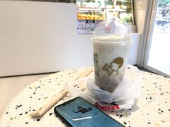 -喜茶(滨江宏岸店)