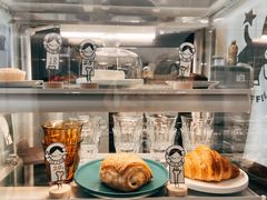 -red donkey coffee