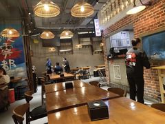 大堂-炉小二铜锅牛蛙•川湘菜(三里屯店)