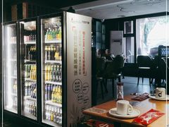 大堂-喝丢一只鞋海鲜烧烤·海肠捞饭(东关街店)