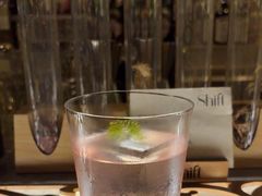 -Shift cocktail bar鸡尾酒吧
