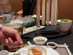 -鼎泰亨·海鲜牛肉餐厅(滨江店)