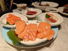 -雍容荟帝王蟹活龙虾展台自助(IFS黑金店)