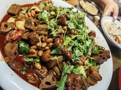 -芳林嫂 湖边边巧媳妇渔家菜馆