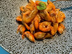 油爆小河虾-屋里厢上海菜馆