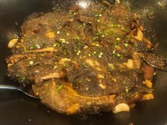 锅烧深海碟鱼头-大份-开海·红岛海鲜虾水饺(石老人店)