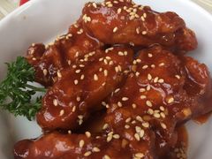 -必胜客(武汉欢乐谷店)