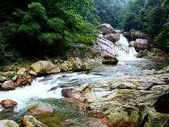 -黄金寨原生态旅游区