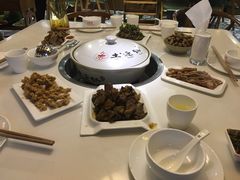 -土连锅·现熬养生汤锅(梁家巷店)