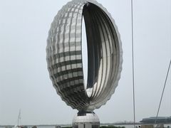 -上海滴水湖皇冠假日酒店