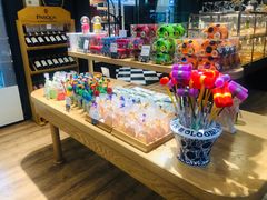 零售区-米洛克欧洲蛋糕(西南路店)