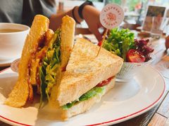 番茄培根煎蛋三文治-大象园 ELEPHANT GROUNDS(广州太古汇店)
