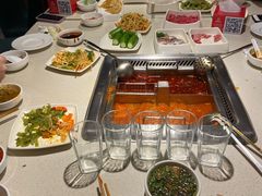 -海底捞火锅鲜切牛肉主题店(长寿路店)
