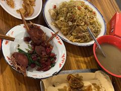 -冶建镜子·老南昌大排档·江西虾王(总店)