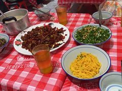 -荆九爷爆炒桥头三嫩(夫子庙店)