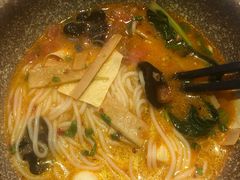 -蒙自源过桥米线(港惠新天地店)