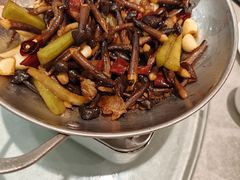 -辛香味烧鱼馆·非遗技艺·排骨红烧肉(光谷医药园店)