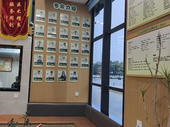 -半岛宠物医院24小时·内窥镜·牙科·碎石中心(府城大道店)