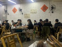 大堂-咏勝锑锅麻辣烫(净居寺路总店)