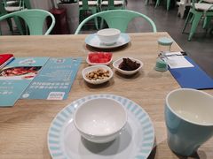-小雅木姜子烤鸡·贵州菜(鸿通城店)