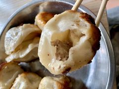 -黄阿姨锅贴大王(万航渡路店)