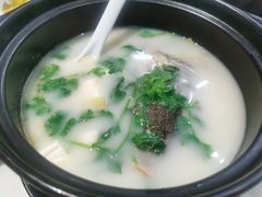 豆腐粉皮鱼头汤-港丽餐厅(高德置地店)