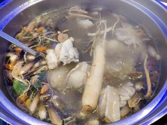 -千岛蚝高压锅生蚝·人参火锅(白云万达店)