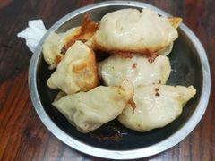 -黄阿姨锅贴大王(万航渡路店)