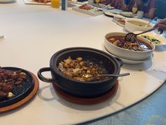 -海派美食·家宴海鲜青岛菜·石锅鲽鱼头(东方城店)