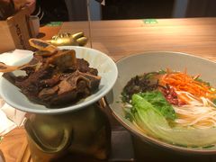 -百春原湖南牛肉粉(百联世纪店)