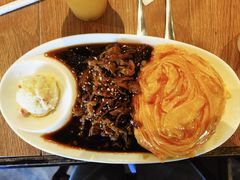 -玛格萝妮(汇智国际商业中心店)