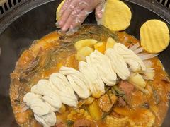 -粘豆包铁锅炖二部(温泉街店)