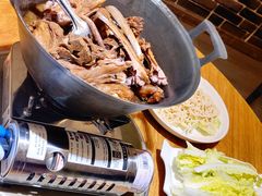 -茸梅路右拐龙虾-农家菜(松江店)