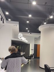 -P.R.O.salon 发哲