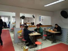 大堂-张阿三馄饨店