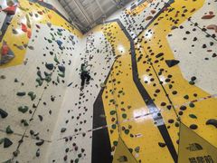 -问山MountQuest攀岩馆