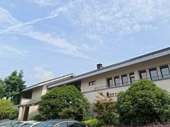 -鹏湃星少儿游泳运动中心(西溪店)