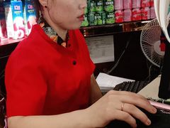 -啊美丽炭火烤肉(滑翔一店)