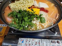 -富乐满 炸鸡&韩国料理 불로만(虹泉路店)
