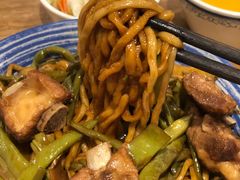 精选肋排焖面-金豆角砂锅焖面(安贞店)