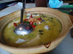 酸菜鱼-御提小馆烤鸭店(陆家嘴店)
