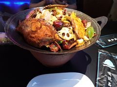 -西街夜油条·麻团包乌饭