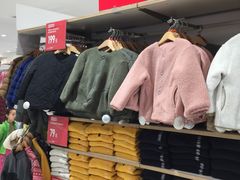 -优衣库(上海金桥国际商业广场店)