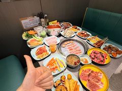 -金滏山·烤肉海鲜火锅自助(襄阳万达店)