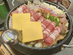 -豚妈妈汤饭·部队锅(南京东路店)