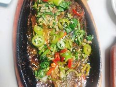 -三毛烤羊腿(乐园路总店)