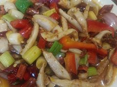 -周老三跷脚牛肉·全牛火锅(非遗传承店)