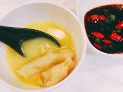 -鲜入围煮花胶鸡海鲜火锅